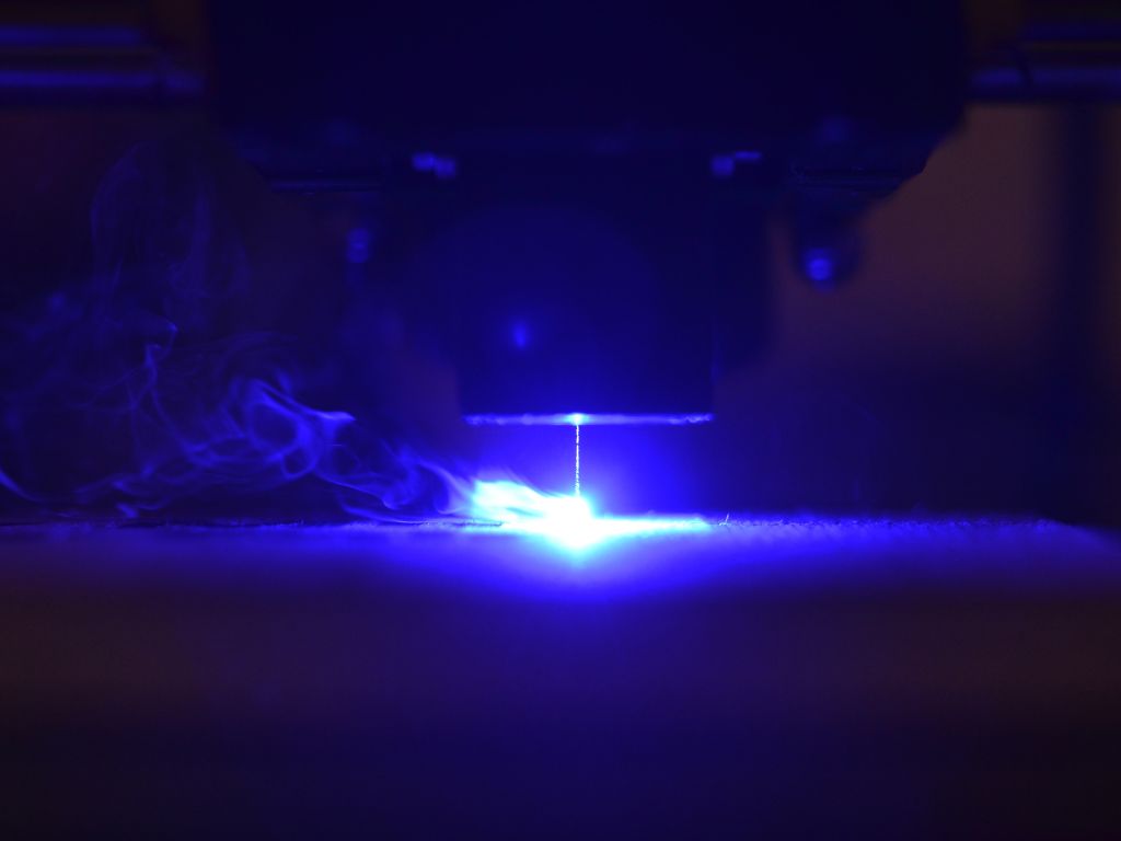 Czyszczenie drewna laserem - oferta firmy Rontech